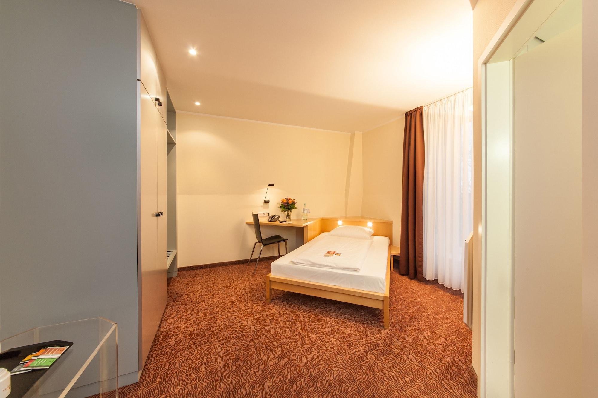 Select Hotel Silence Garden Koeln Bagian luar foto