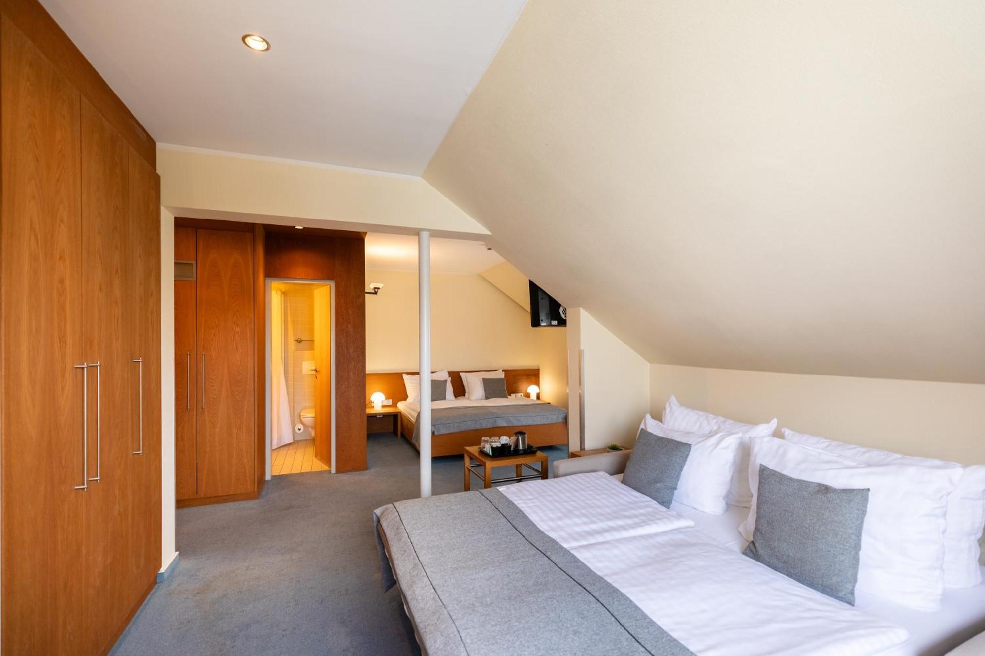 Select Hotel Silence Garden Koeln Bagian luar foto