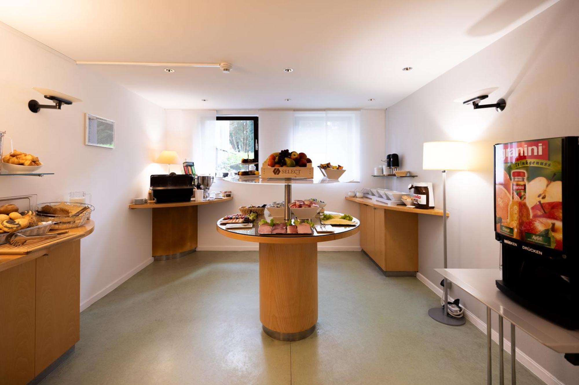 Select Hotel Silence Garden Koeln Bagian luar foto