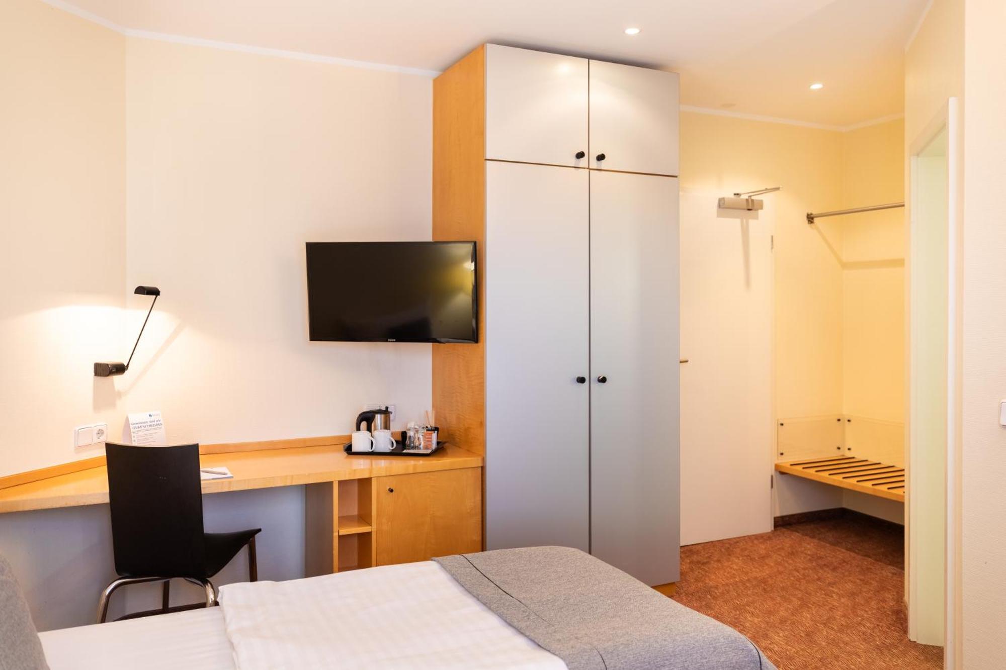Select Hotel Silence Garden Koeln Bagian luar foto
