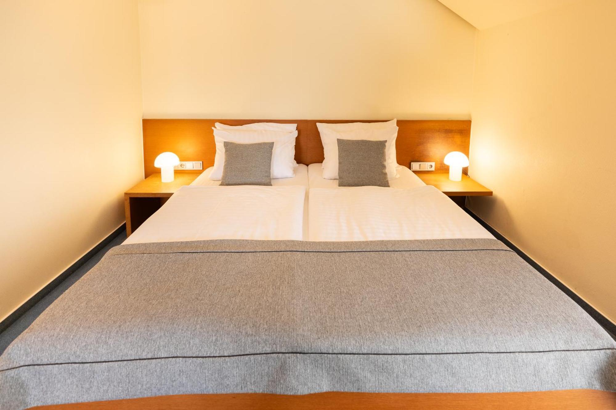 Select Hotel Silence Garden Koeln Bagian luar foto