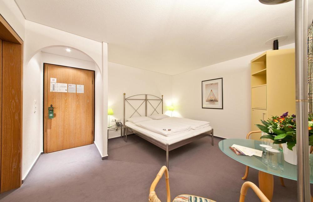 Select Hotel Silence Garden Koeln Bagian luar foto